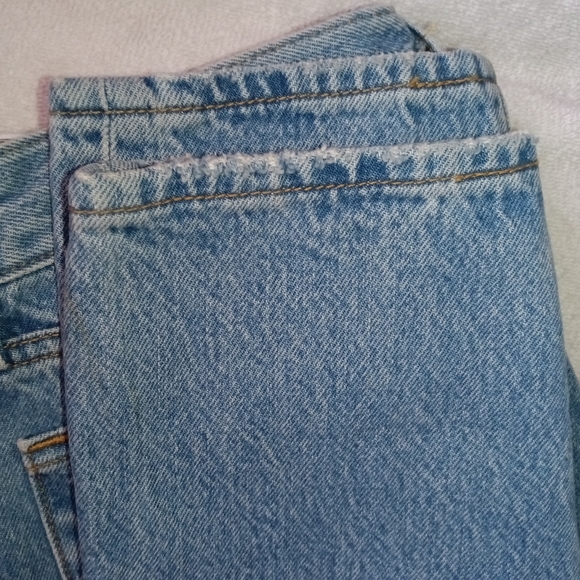🆕Levi's Urban Outfitters High Rise Wedgie Jeans Distressed Ripped Size 26 - Picture 11 of 14